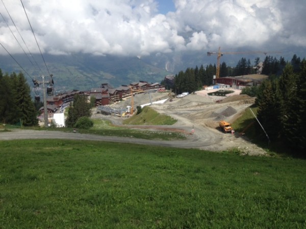 Travaux Les Arcs 1800.JPG