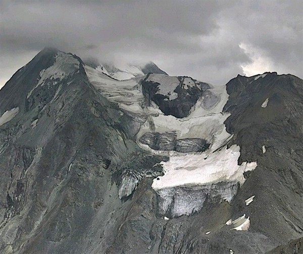 Glacier Mont Pourri.jpg